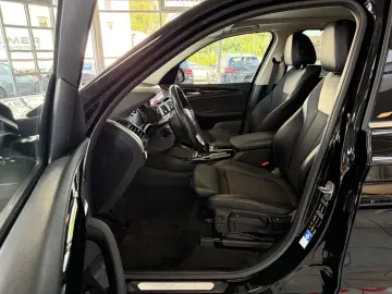 X3 xDrive 20d xLine AUT. LED AHK STANDHE. DAB