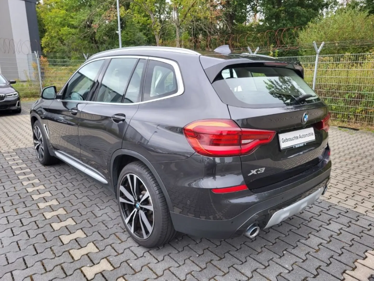 X3 xDrive 20d HUD AHK-klappbar AHK El. Panodach