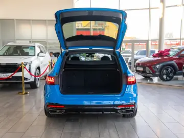 Audi A4 40 TFSI AVANT QUATTRO