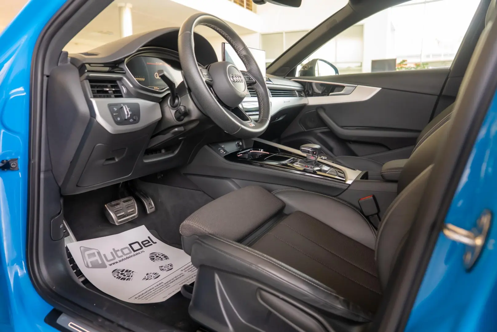 Audi A4 40 TFSI AVANT QUATTRO