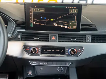 Audi A4 40 TFSI AVANT QUATTRO