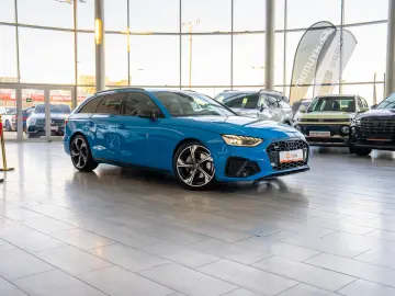 Audi A4 40 TFSI AVANT QUATTRO