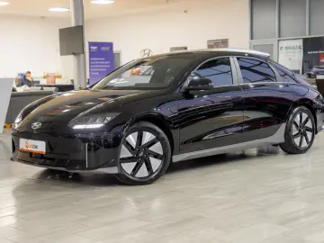 Hyundai IONIQ 6 6