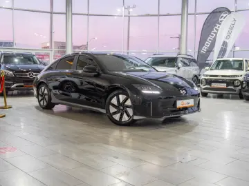Hyundai IONIQ 6 6