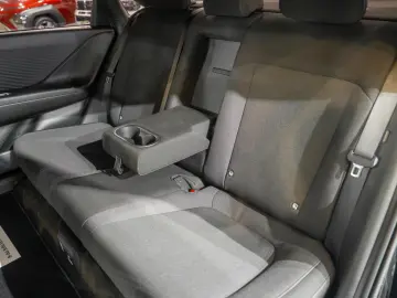 Hyundai IONIQ 6 6
