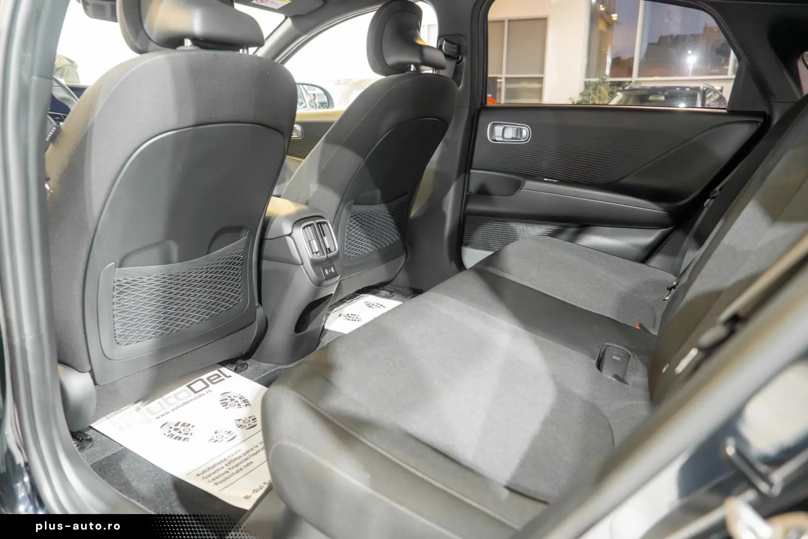 Hyundai IONIQ 6 6