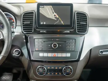 Mercedes-Benz GLE 250 BlueTEC 4MATIC