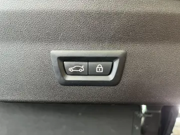 X4 xDrive20d M Sportpaket 19 Zoll AHK Head Up 36