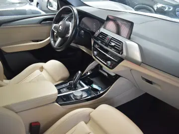 X4 xDrive 20 d M SPORT PANO LEDER HEAD-UP H&K