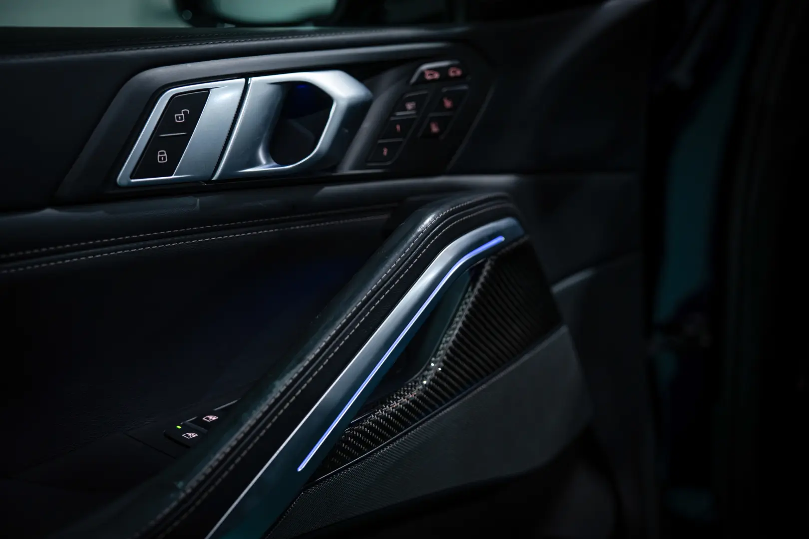 X6 xDrive30d 265HP   M Pro Package   Carbon Pack