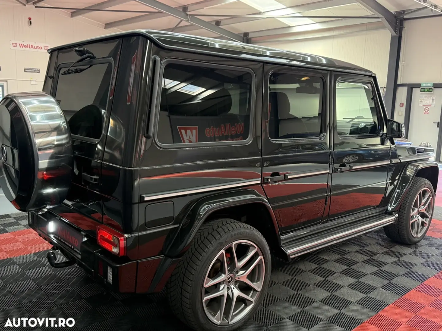 Mercedes-Benz G