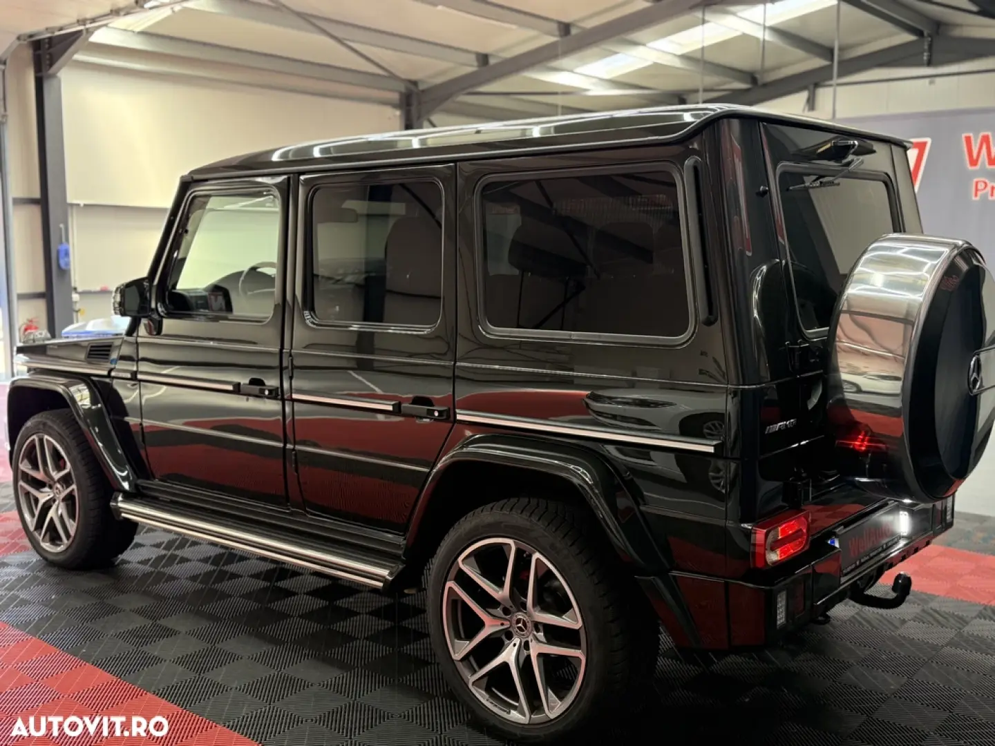 Mercedes-Benz G