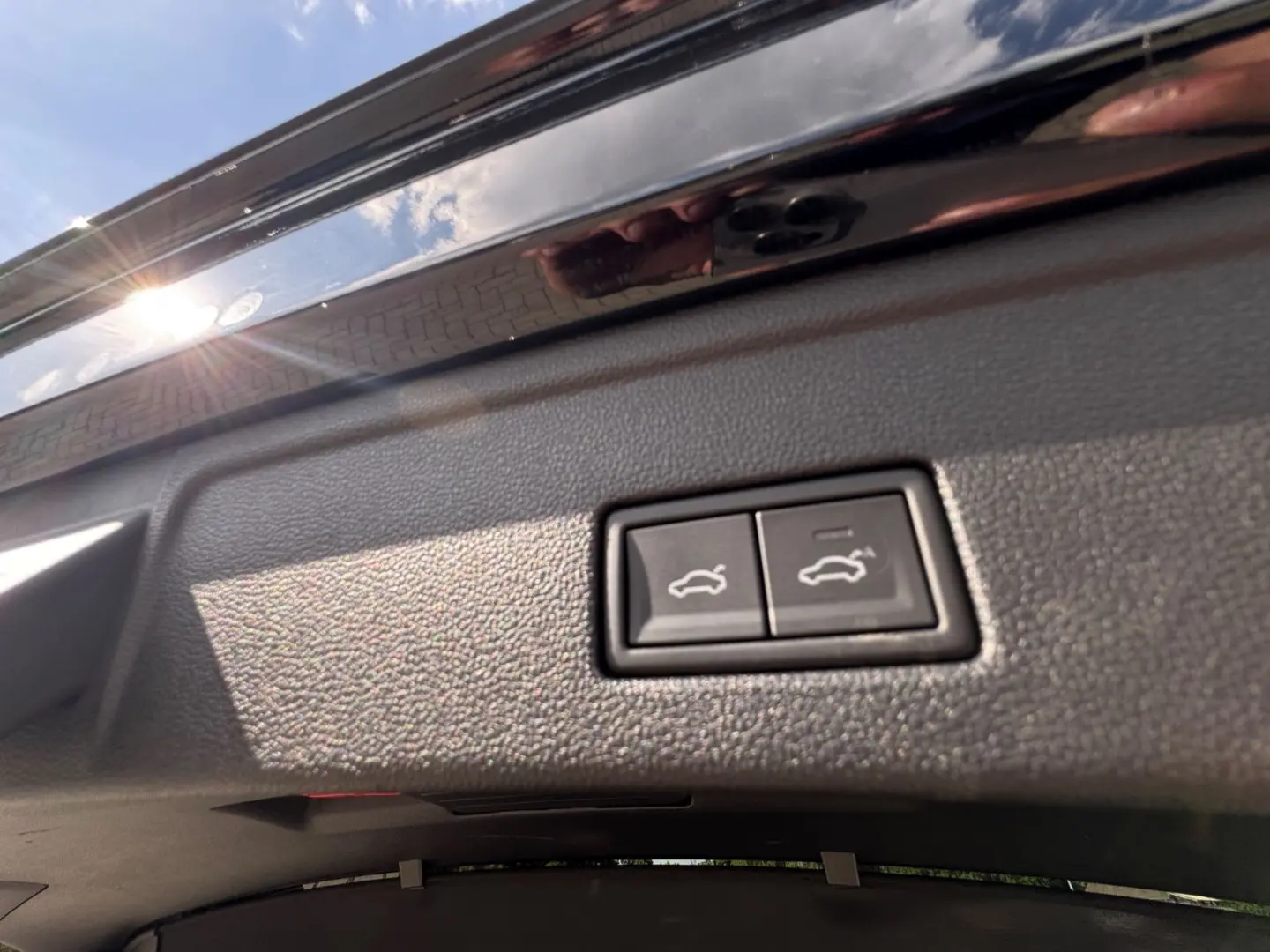 Touareg 3.0 TDI 4Motion R-Line IQ PANO AIR STHZG