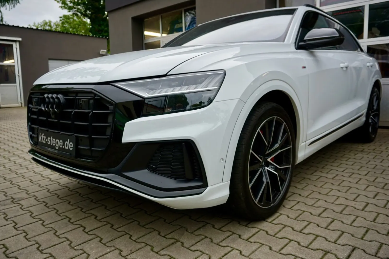 Q8 50 TDI quattro competition plus Carbon S Sitz