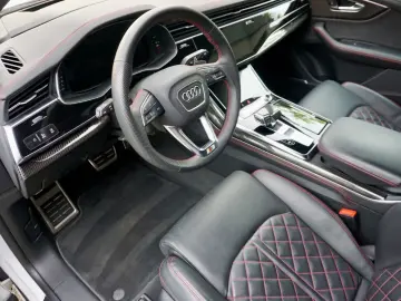 Q8 50 TDI quattro competition plus Carbon S Sitz