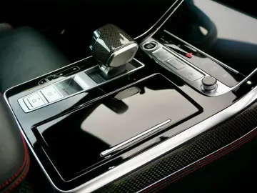 Q8 50 TDI quattro competition plus Carbon S Sitz