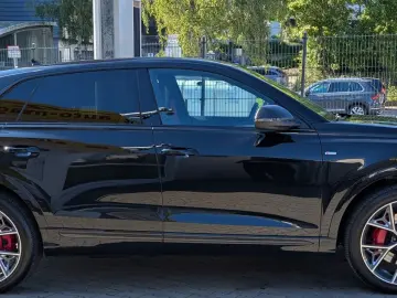 Q8 50 S-Line Competition Plus MASS. ACC HUD PANO