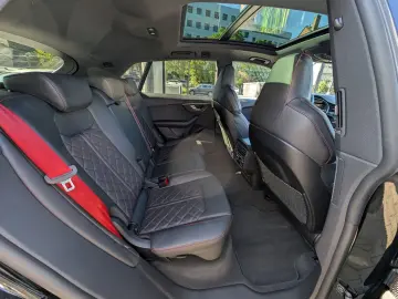 Q8 50 S-Line Competition Plus MASS. ACC HUD PANO