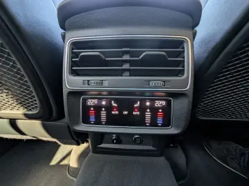 Q8 50 S-Line Competition Plus MASS. ACC HUD PANO