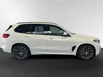 X5 xDrive50e M Sport AHK Pano H K Head-Up