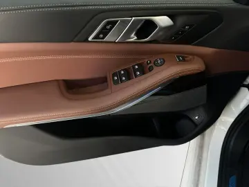 X5 xDrive50e M Sport AHK Pano H K Head-Up