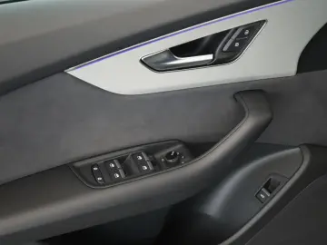 Q8 50 TDI Facelift S line Sport Matrix Pano AHK