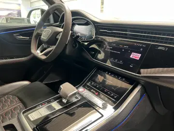 RS Q8 4.0 TFSI Quattro  Exclusive Edition