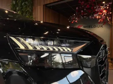 RSQ8 RS Q8 4.0 TFSI quattro Dynamic 360cam Keram