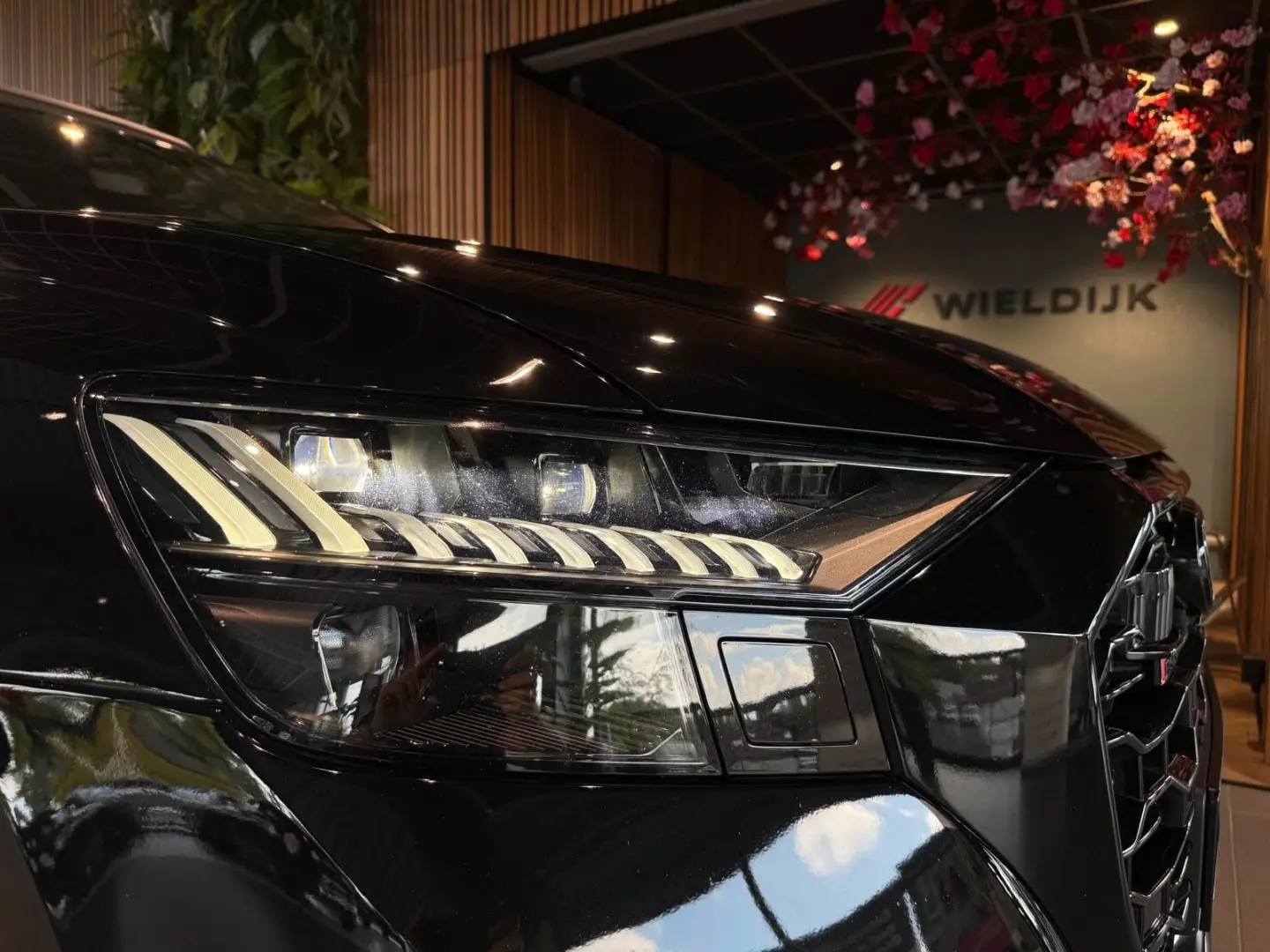 RSQ8 RS Q8 4.0 TFSI quattro Dynamic 360cam Keram