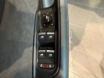 RSQ8 RS Q8 4.0 TFSI quattro Dynamic 360cam Keram