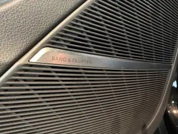 RSQ8 RS Q8 4.0 TFSI quattro Dynamic 360cam Keram