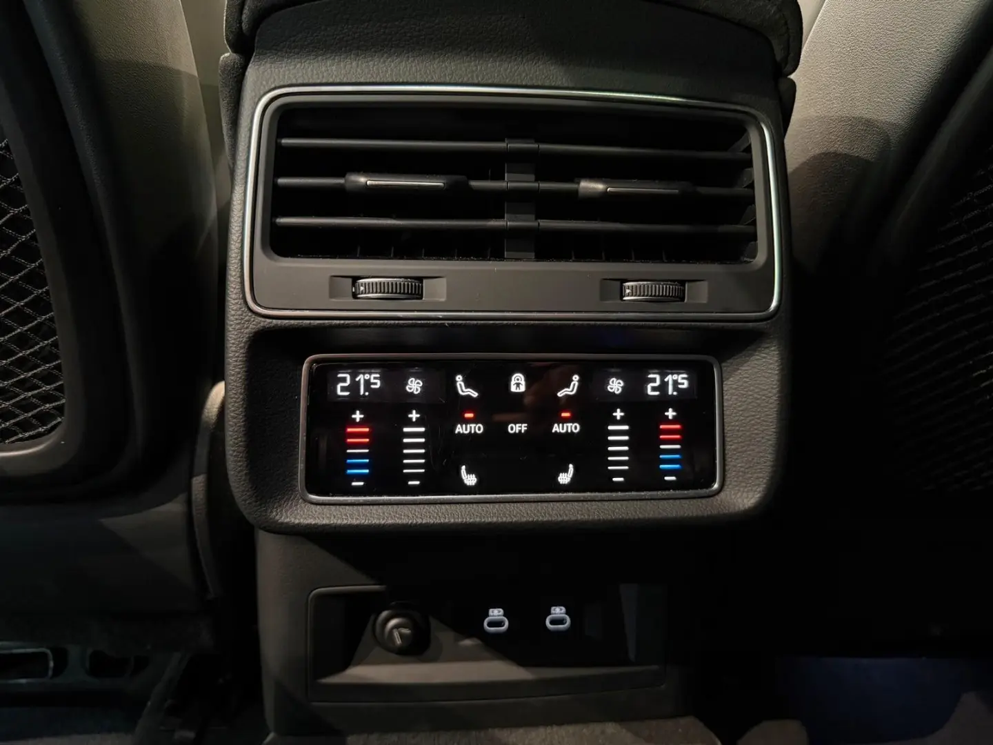 RSQ8 RS Q8 4.0 TFSI quattro Dynamic 360cam Keram