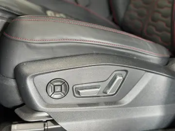 RSQ8 4.0TFSI quattro KERAMIC MASSAGE NIGHTVIEW