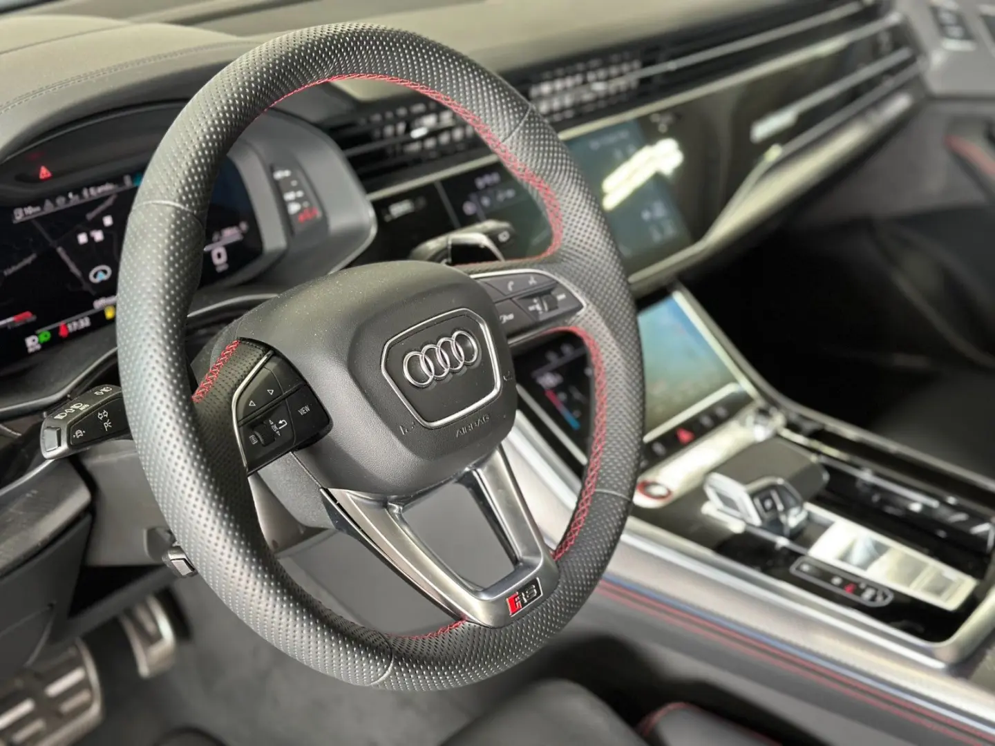 RSQ8 4.0TFSI quattro KERAMIC MASSAGE NIGHTVIEW