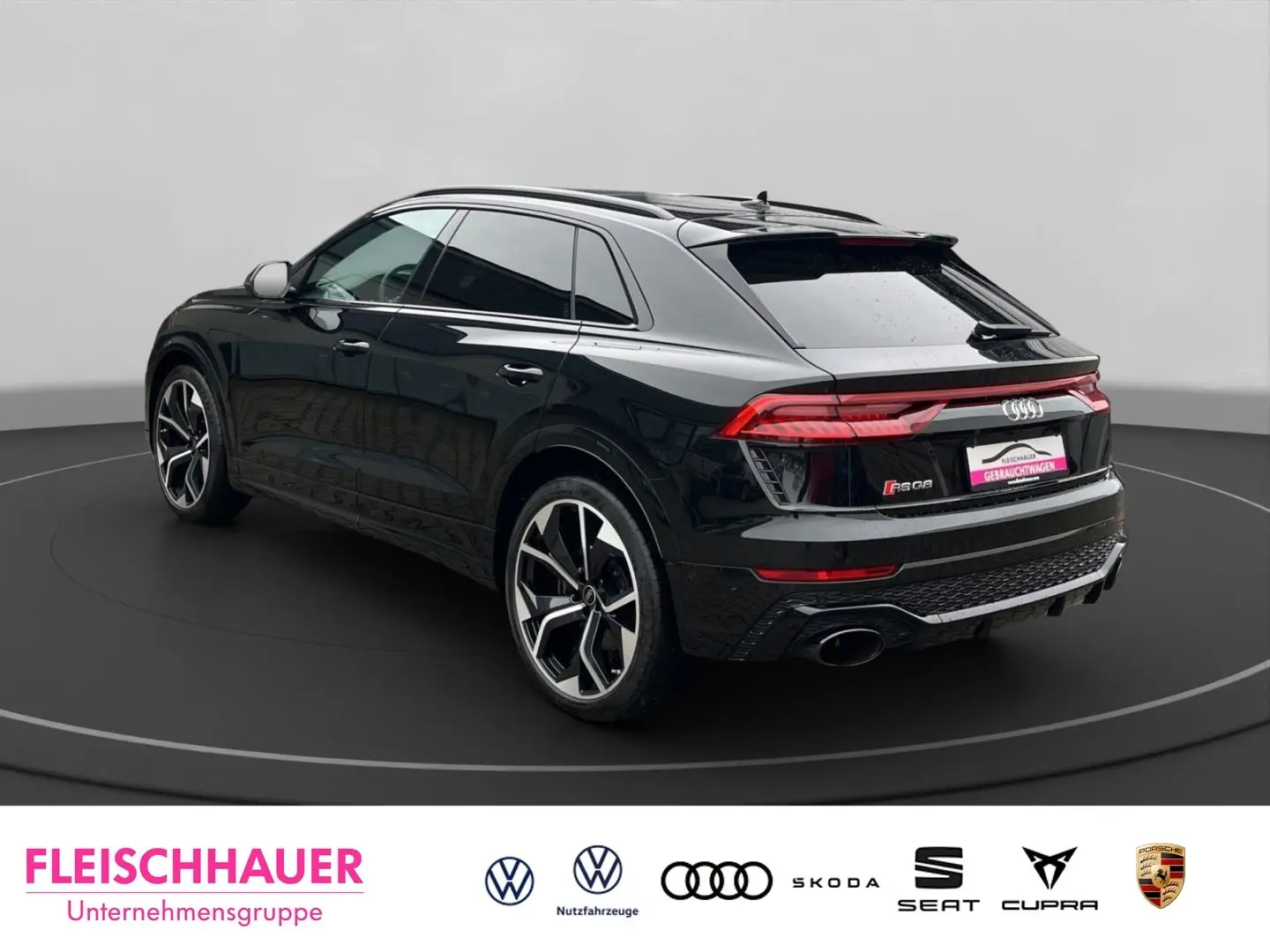 RSQ8 Pano RS-Abgasanlage 305kmh AHK UPE 172200 €