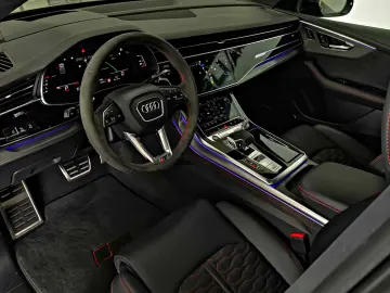 RSQ8  Keramik AllradLenk Pano Massage RS-Sitze