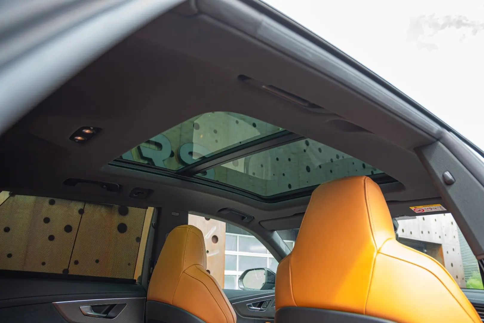 RSQ8 4.0 TFSI MATRIX B&O TOUR HEADUP