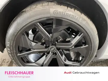 RSQ8 4.0 TFSI quattro HUD Luftfederung AD StandH