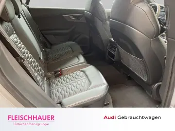RSQ8 4.0 TFSI quattro HUD Luftfederung AD StandH