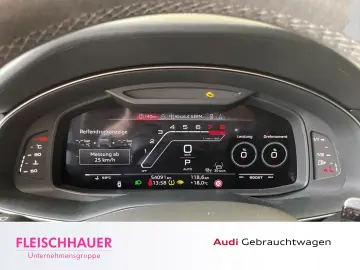 RSQ8 4.0 TFSI quattro HUD Luftfederung AD StandH