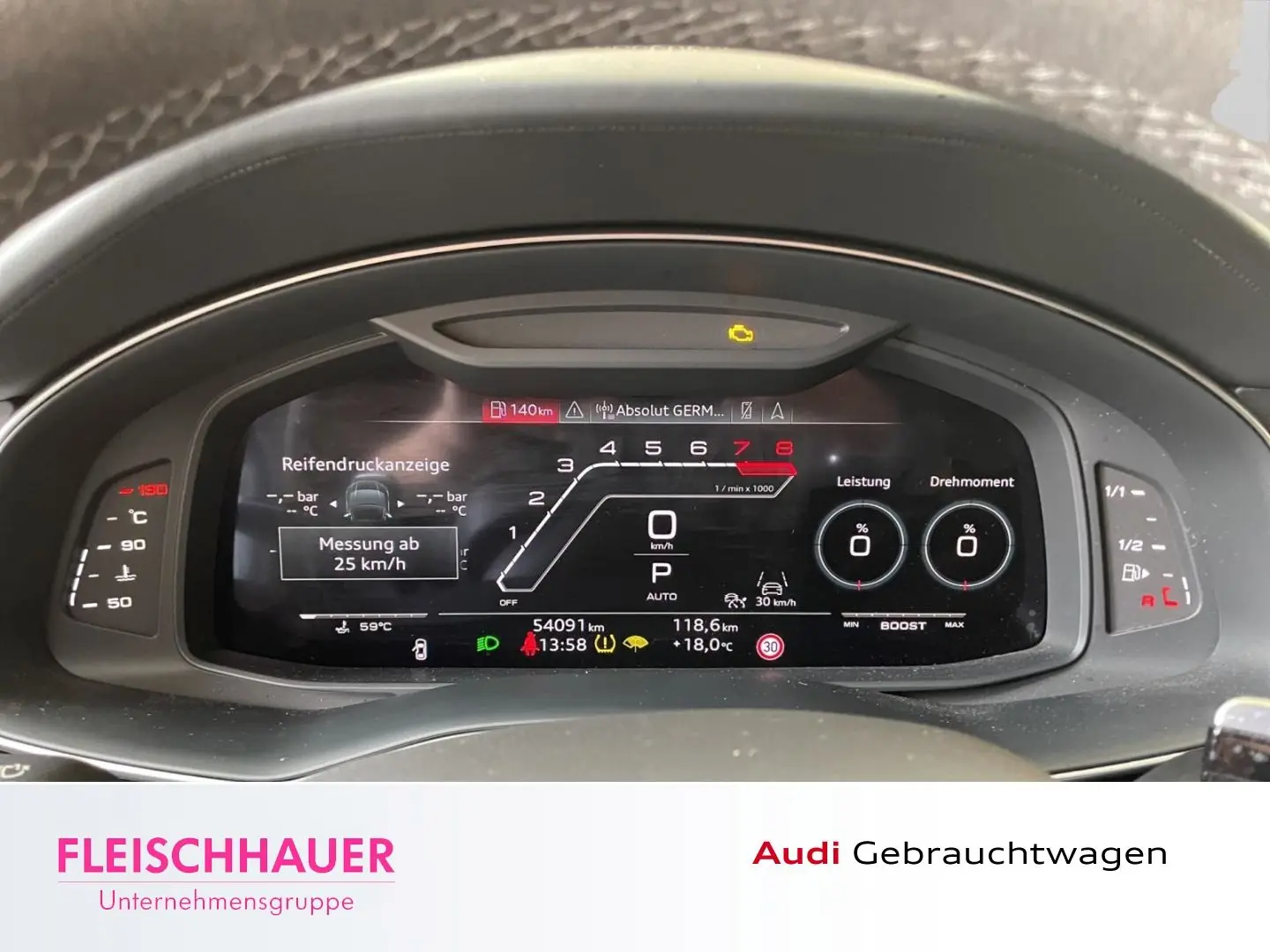 RSQ8 4.0 TFSI quattro HUD Luftfederung AD StandH