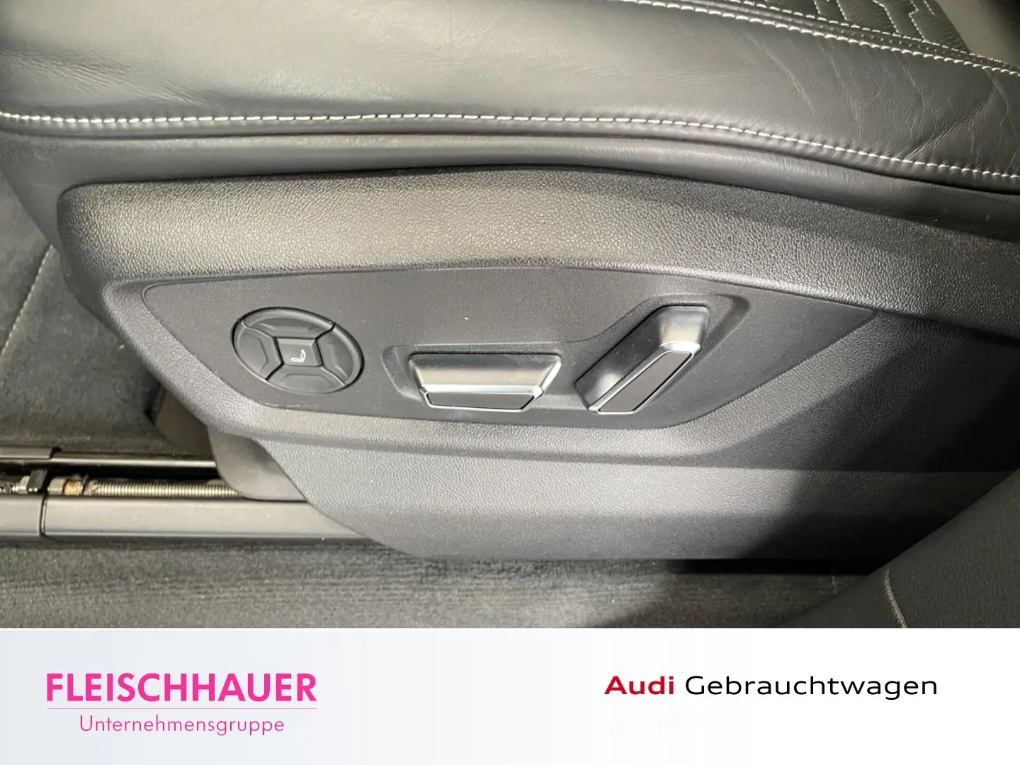 RSQ8 4.0 TFSI quattro HUD Luftfederung AD StandH