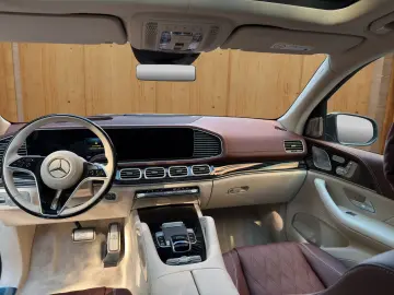 Mercedes-Benz GLS 600 MAYBACH