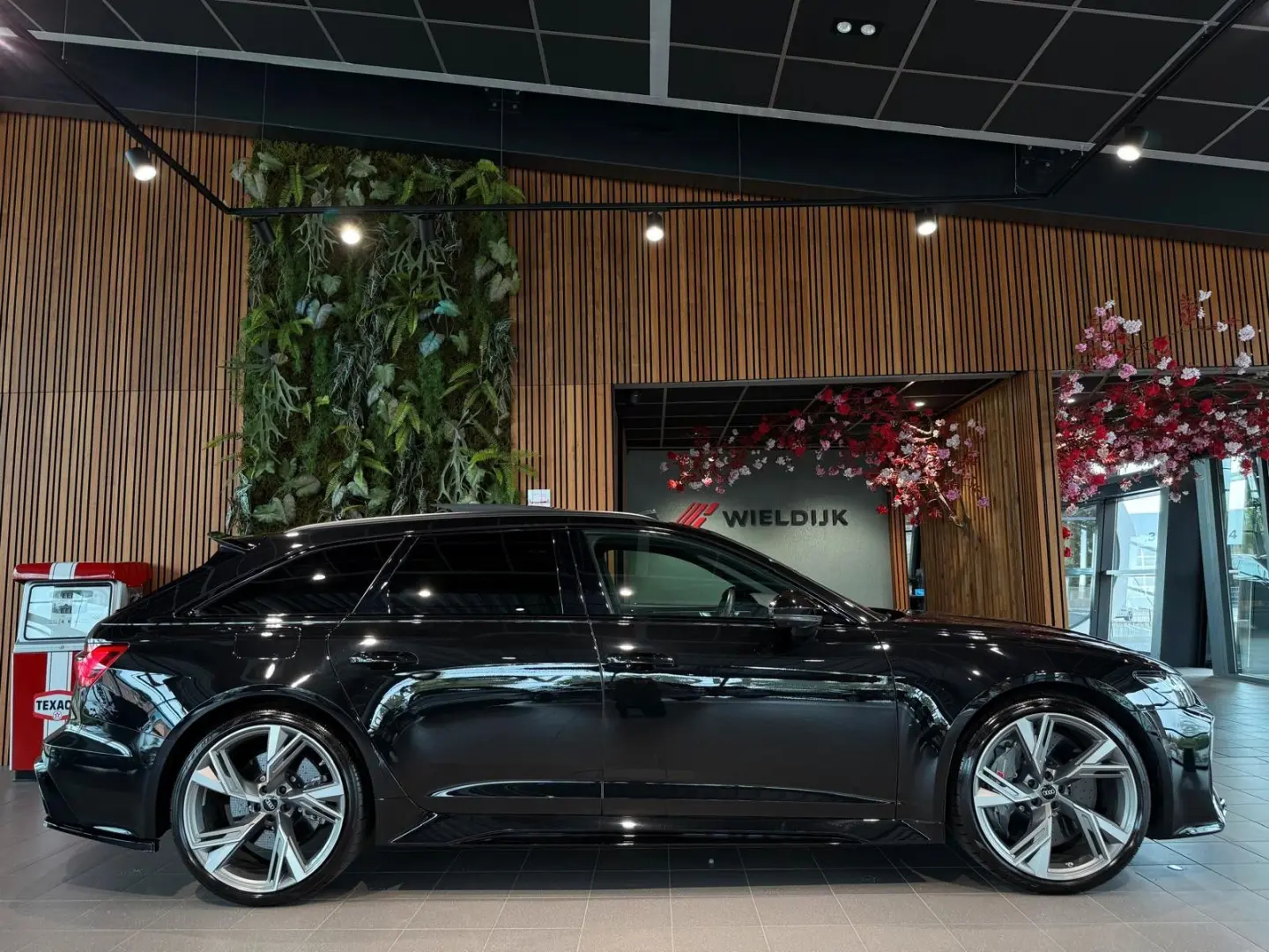 RS6 Avant 4.0 TFSI quattro Dynamic   Keramik B.