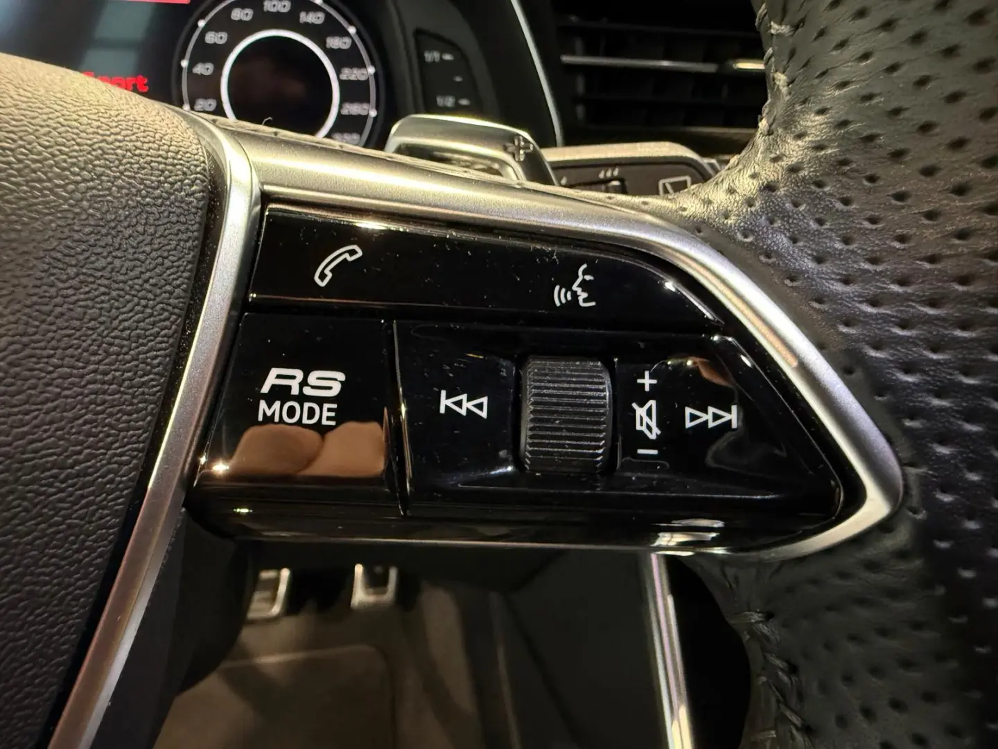 RS6 Avant 4.0 TFSI quattro Dynamic   Keramik B.