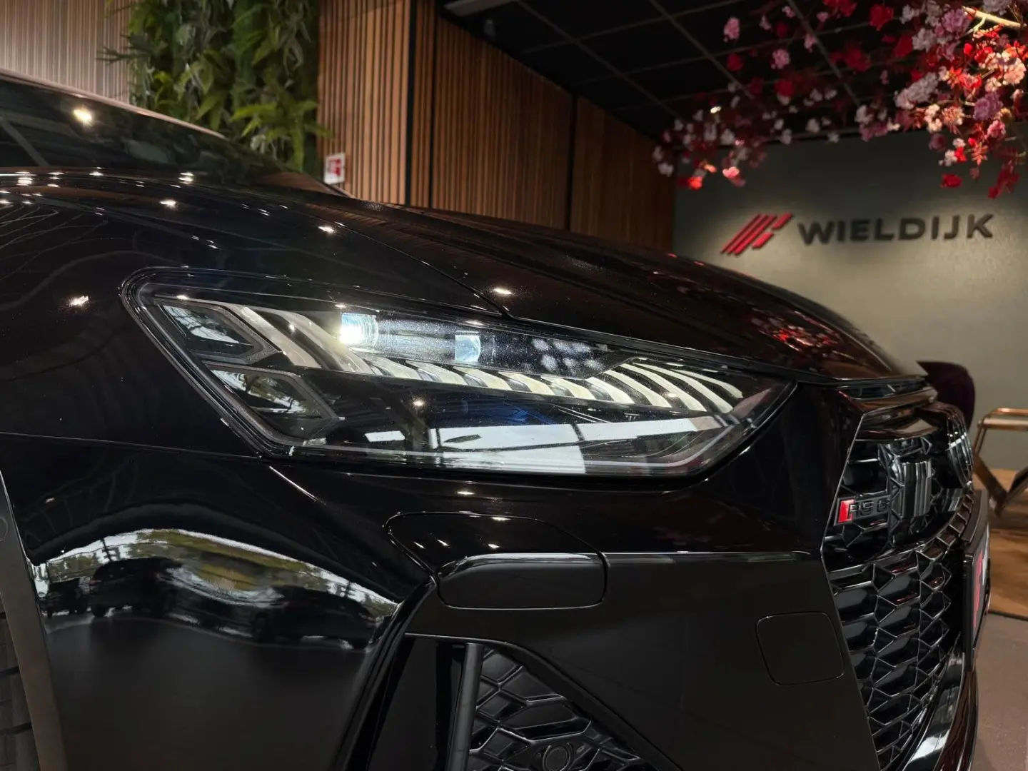 RS6 Avant 4.0 TFSI quattro Dynamic   Keramik B.