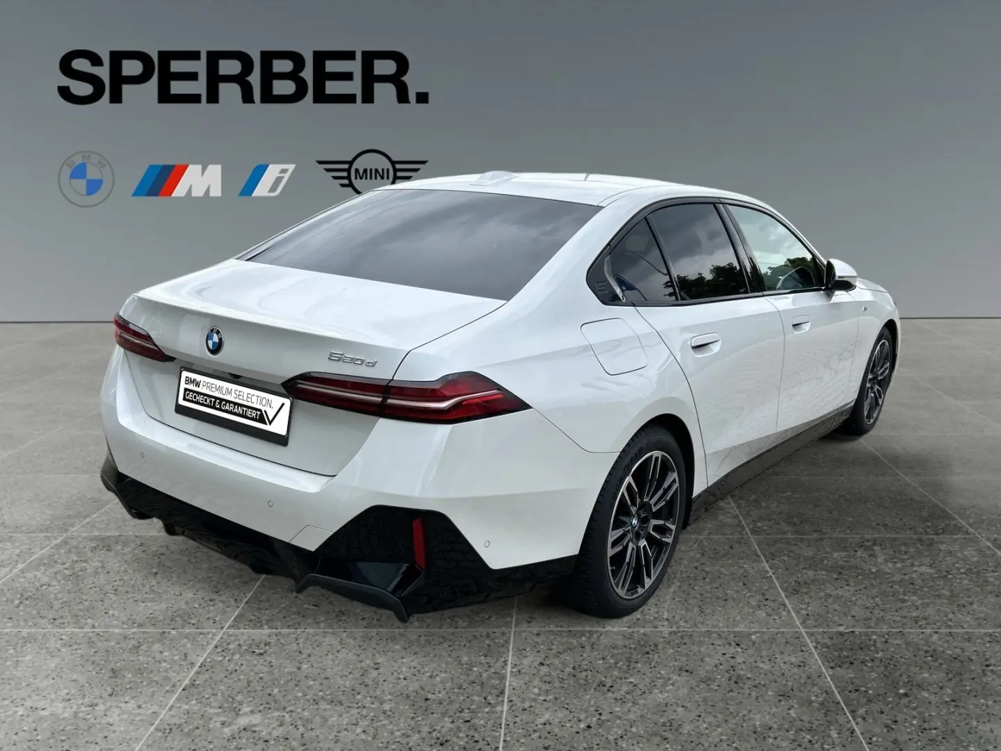 520d M Sportpaket AHK Sitzbelüftung 360 Kamera