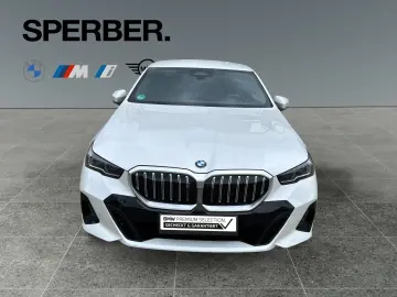 520d M Sportpaket AHK Sitzbelüftung 360 Kamera