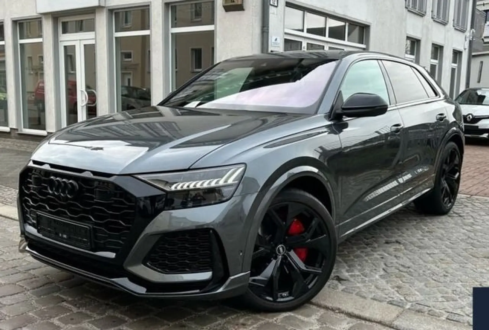 RSQ8 4.0 TFSI QUT MATRIX PANO CARBON HUD 360