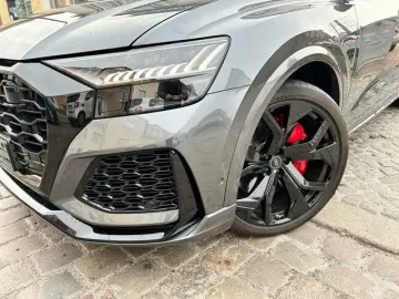 RSQ8 4.0 TFSI QUT MATRIX PANO CARBON HUD 360